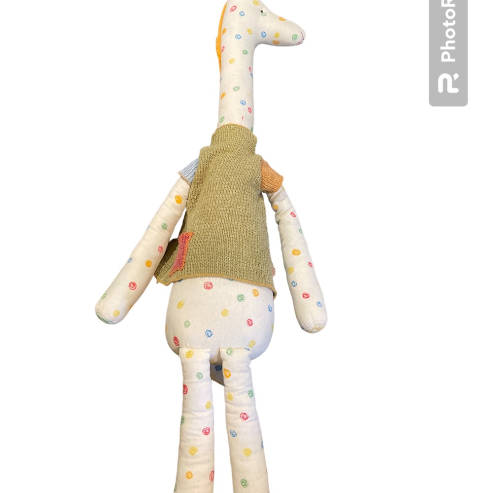 Maileg safari and friends large giraffe with green sweater